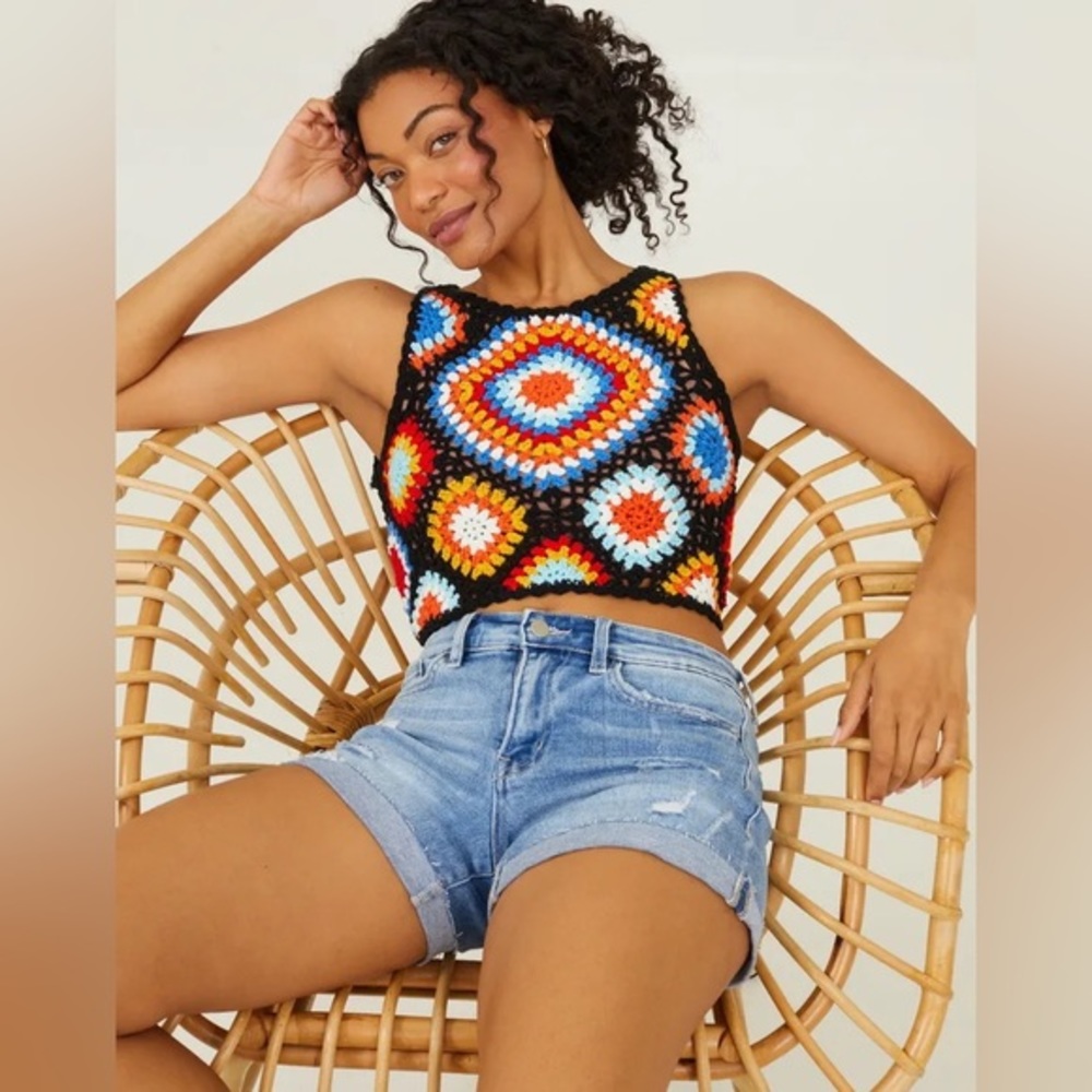 🔥FLASH SALE✨🔥 Altar’d State Crochet “Granny Squares” Tank